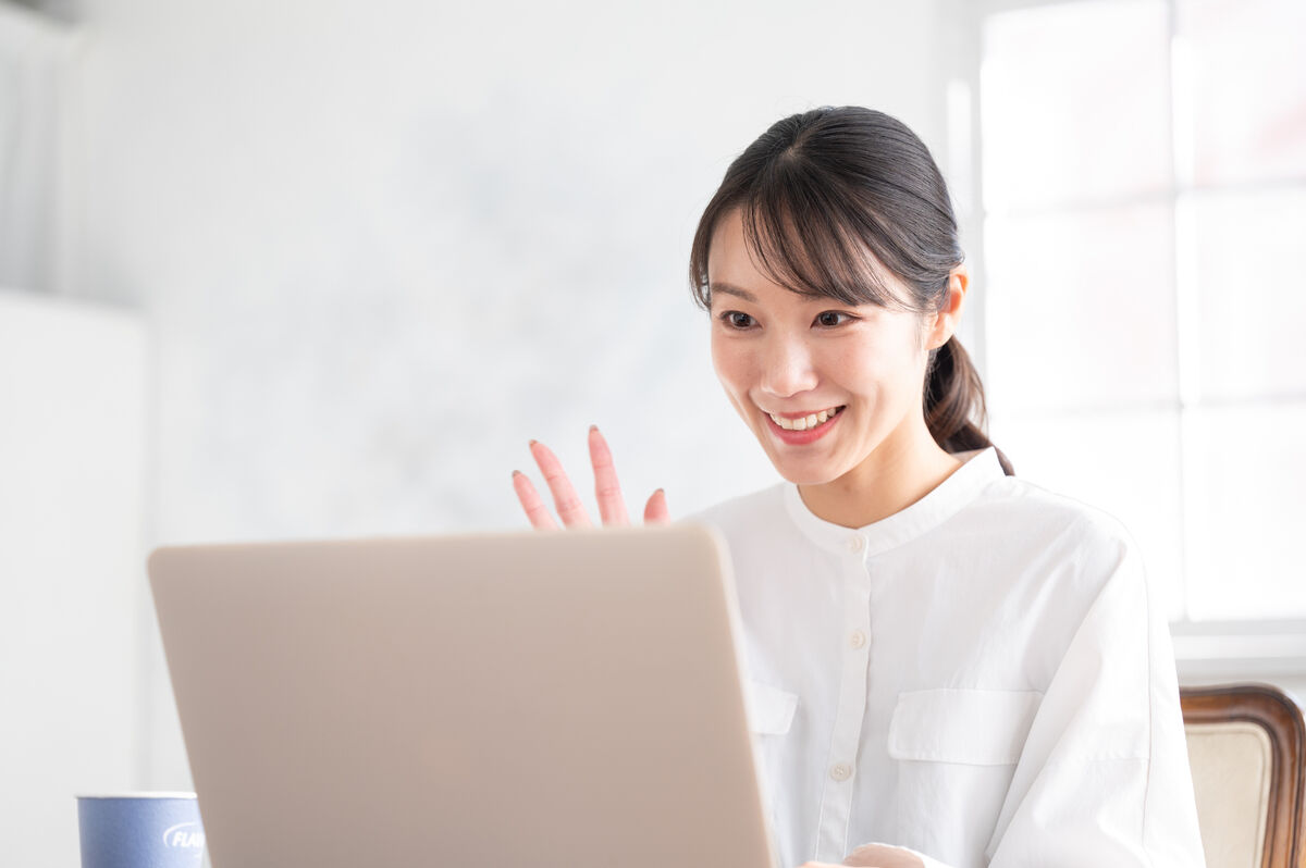 女性